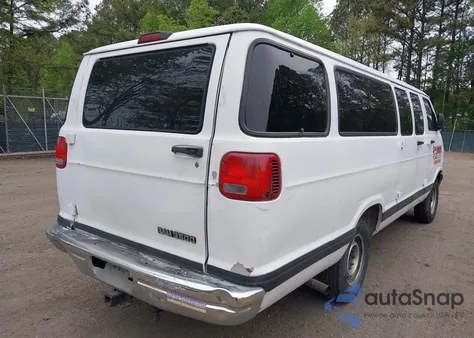 2002 Dodge Ram Wagon 3500 from USA, damaged, VIN 2B5WB35Z12K129839